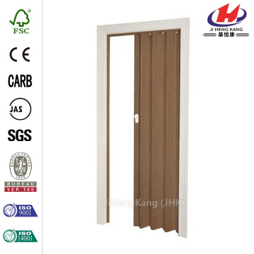 32 po x 80 po. Porte d&#39;accordéon Woodbridge Nutmeg